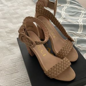 Tan heels new condition